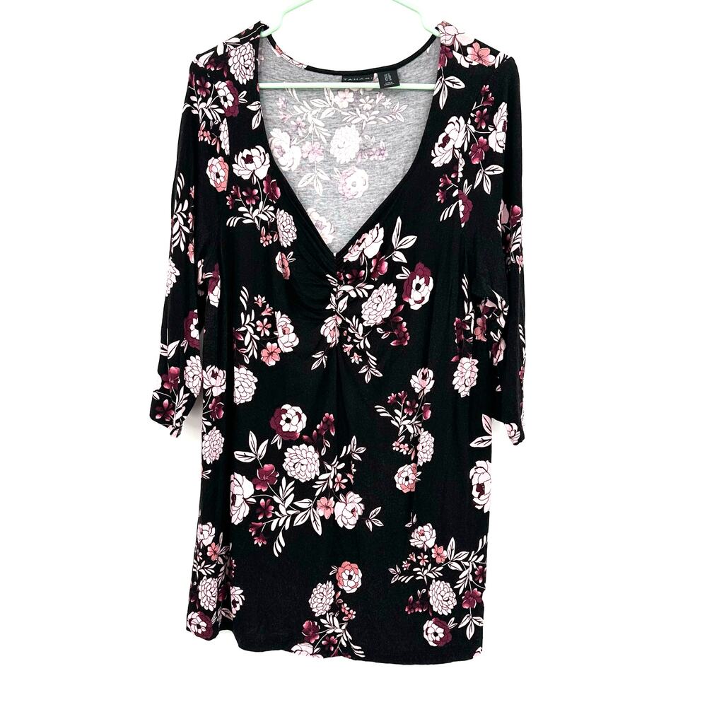 Tahari Size 1X Deep V-Neck 3/4‎ Sleeve Shirt Blouse Top Black Floral Print Rayon